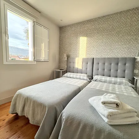 Beautiful In With Sea View Hébergement de vacances *