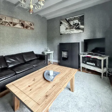 Beautiful In With Sea View Ferienhaus