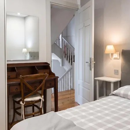 Beautiful In With Sea View Ferienhaus