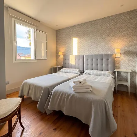 Beautiful In With Sea View Ferienhaus Poo De Llanes