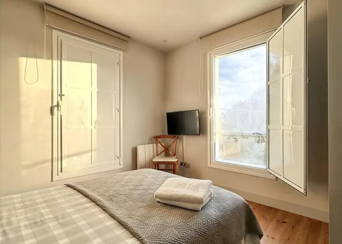 Сasa de vacaciones Beautiful In With Sea View Póo