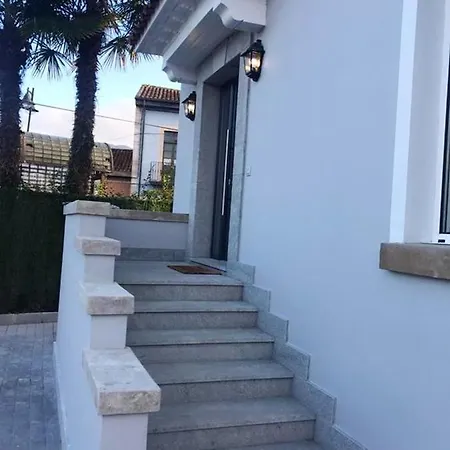 Beautiful Home: Sea View Retreat In *